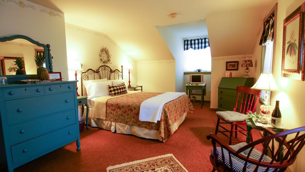 Captain Stannard House Bed And Breakfast Country Inn Westbrook Habitación foto